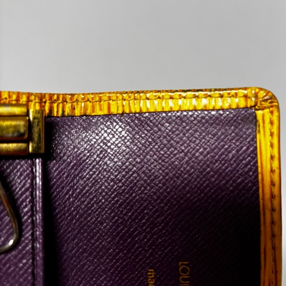 Louis Vuitton Women's Yellow Epi Leather 4-Key Holder - Picture 14 of 15